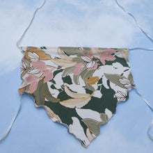 Load image into Gallery viewer, The "Tropics Halter"
