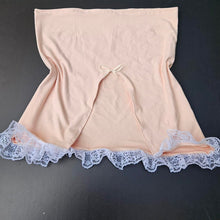 Load image into Gallery viewer, The 🧚🏻‍♀️🐑"Pink Fae Top"🌳
