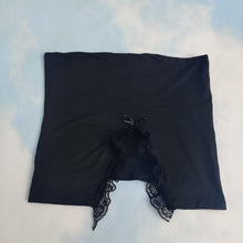Load image into Gallery viewer, The 🖤 "Bella Top" 🖤
