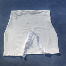 Load image into Gallery viewer, The 🤍 "Bella Top" 🤍 (white)
