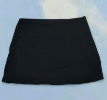 Load image into Gallery viewer, The 🖤"Jane Skirt"🖤
